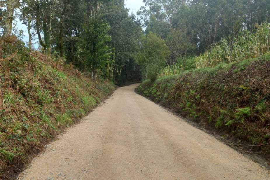 Mellora no camiño de Espiñeiros a Goiáns